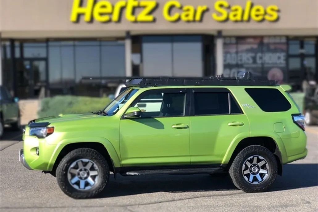 2023 Toyota 4Runner TRD Off-Road photo 1