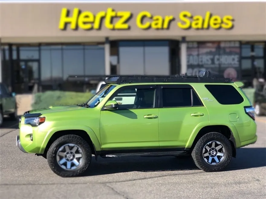 2023 Toyota 4Runner TRD Off-Road photo 1