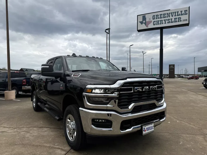 2025 Ram 2500 Tradesman photo 1
