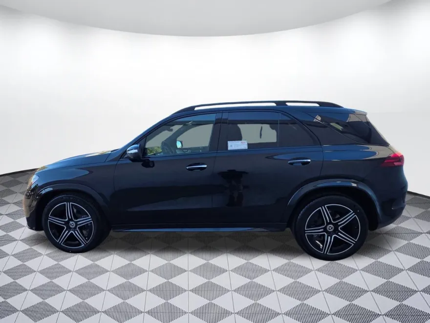 2026 Mercedes Benz GLE 450 4MATIC photo 1