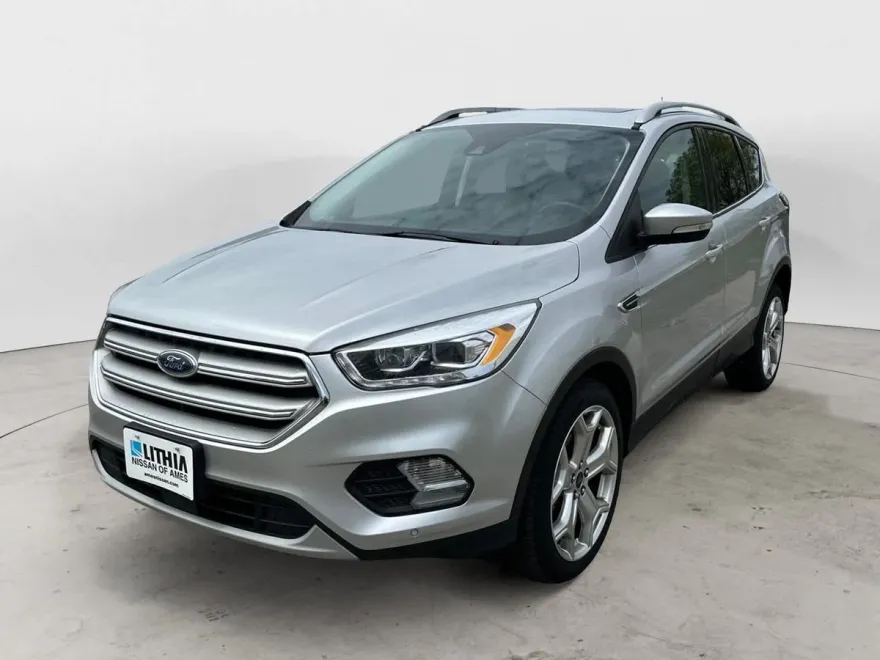 2019 Ford Escape Titanium photo 1