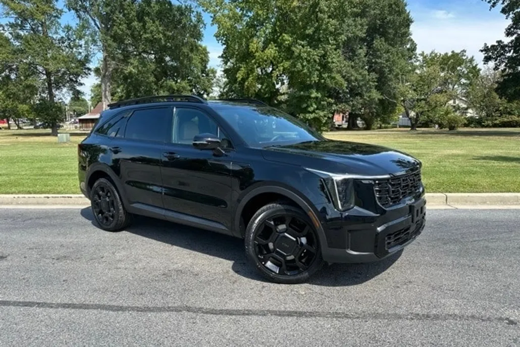 2026 Kia Sorento EX photo 1