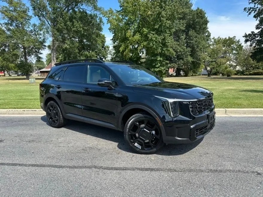 2026 Kia Sorento EX photo 1