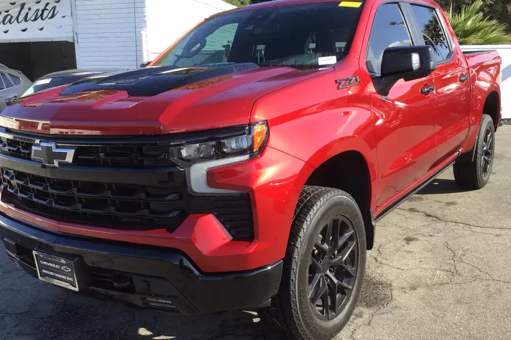 2025 Chevrolet Silverado 1500 LT Trail Boss photo 1