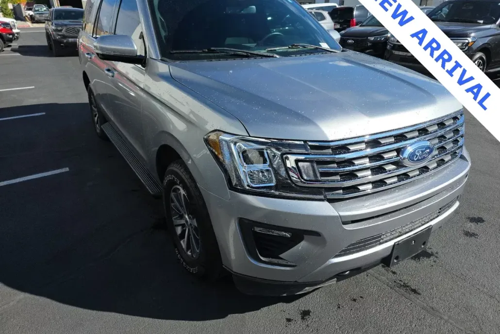 2021 Ford Expedition XLT photo 1