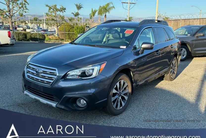 2017 Subaru Outback Limited photo 1