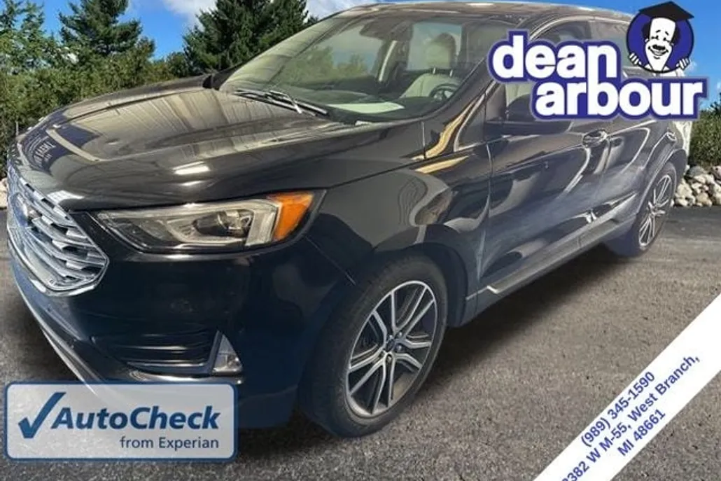 2019 Ford Edge Titanium photo 1