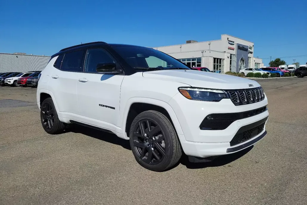 2024 Jeep Compass Limited photo 1