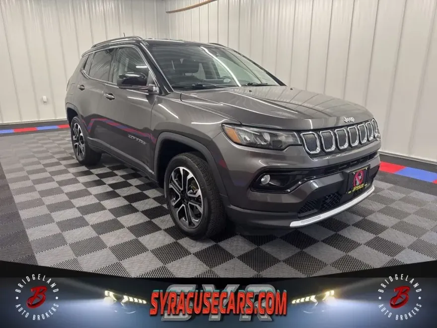 2022 Jeep Compass Limited photo 1