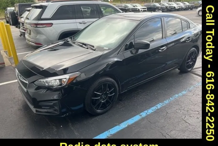 2018 Subaru Impreza 2.0i Premium photo 1