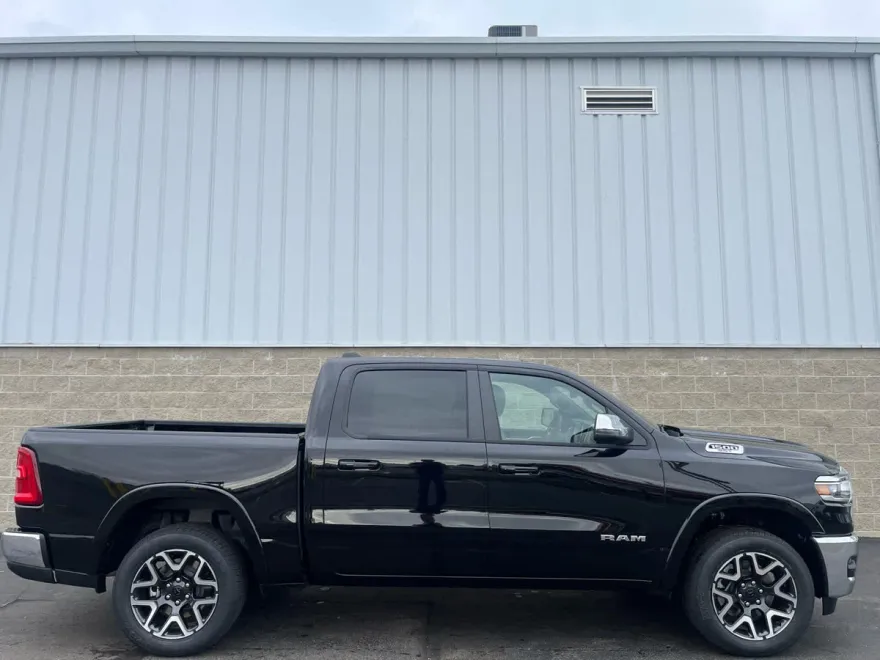 2025 Ram 1500 Laramie photo 1