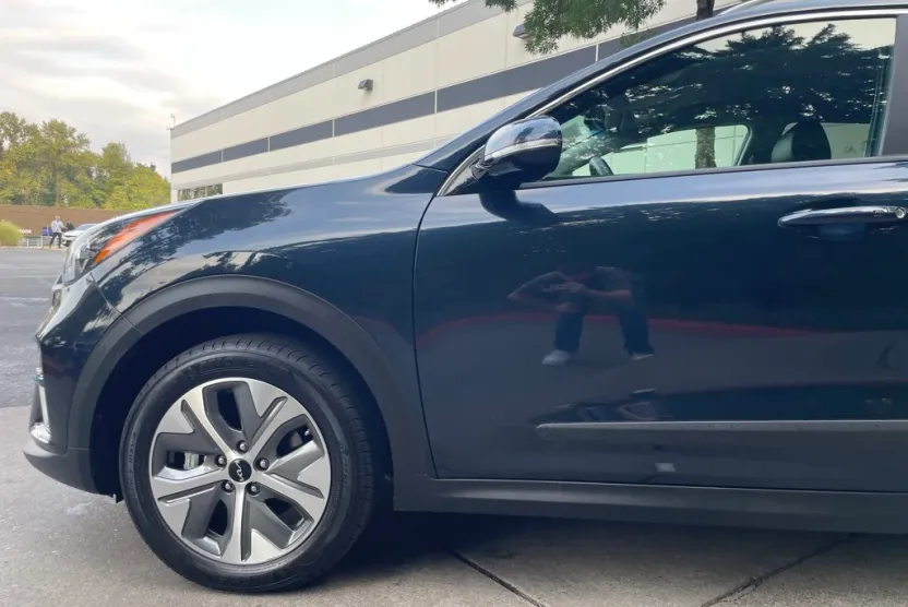 2022 Kia Niro EV EX photo 1