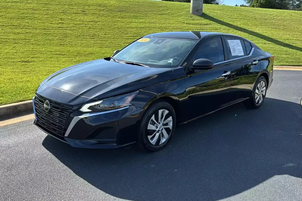 2024 Nissan Altima 2.5 S photo 1