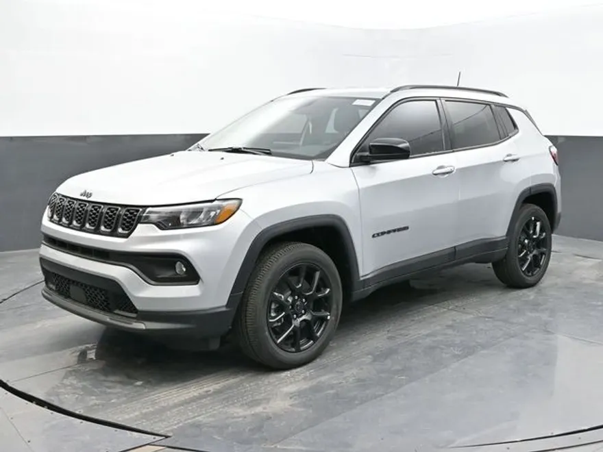2025 Jeep Compass Latitude photo 1