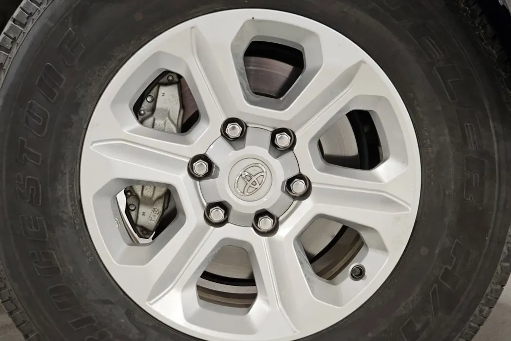 2023 Toyota 4Runner SR5 photo 1