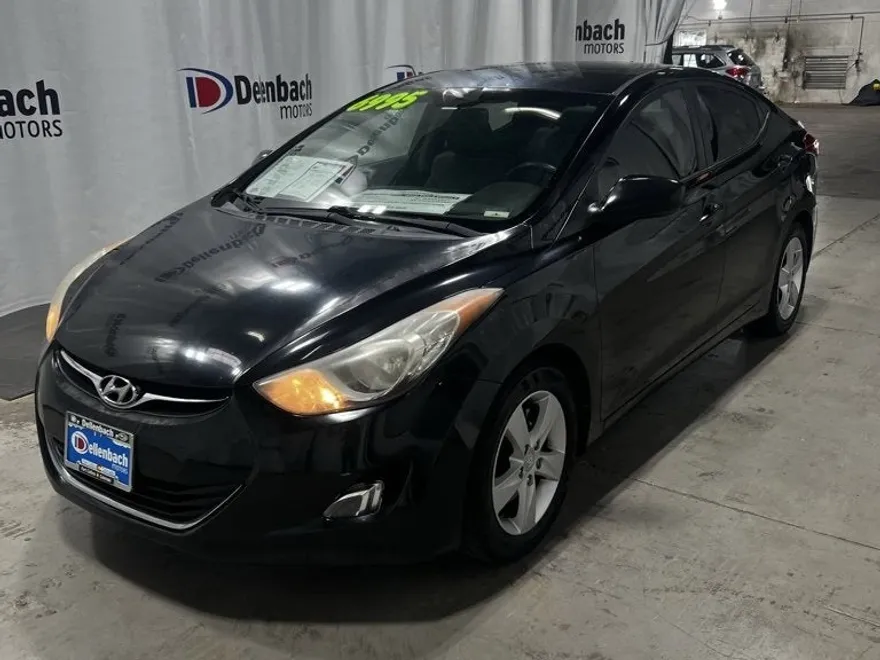 2012 Hyundai Elantra GLS photo 1