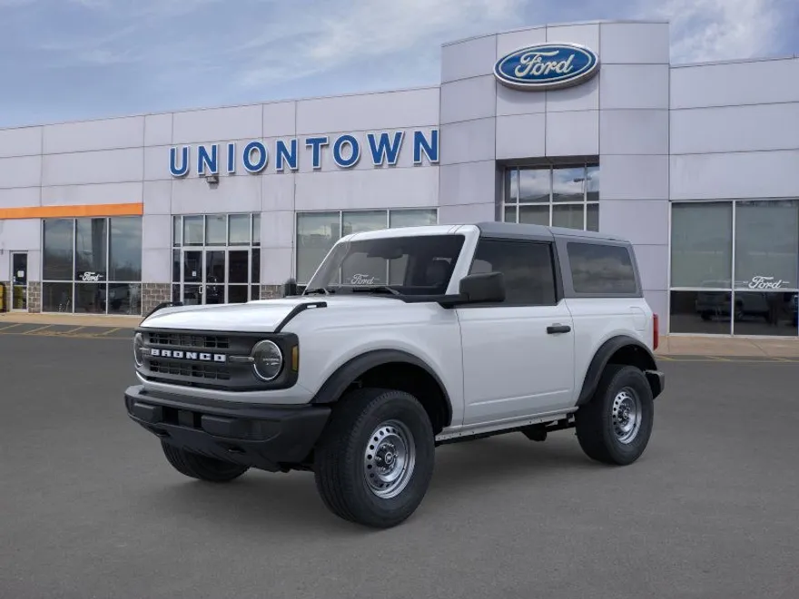 2025 Ford Bronco Base photo 1