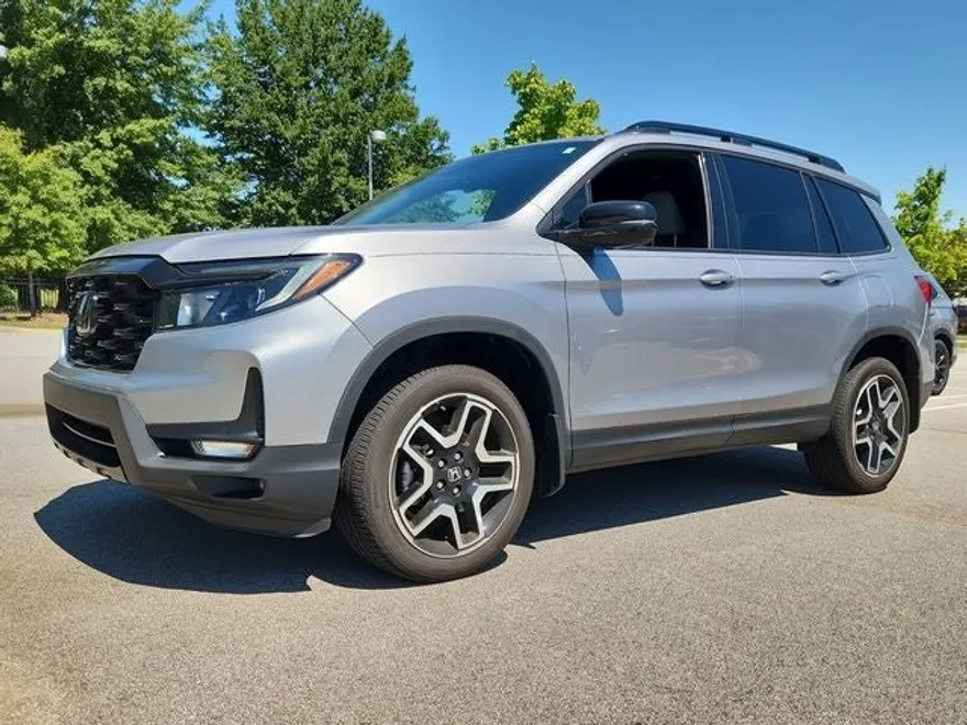 2023 Honda Passport Elite photo 1