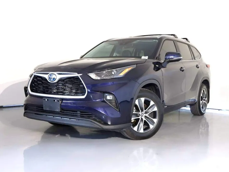 2023 Toyota Highlander Hybrid XLE photo 1