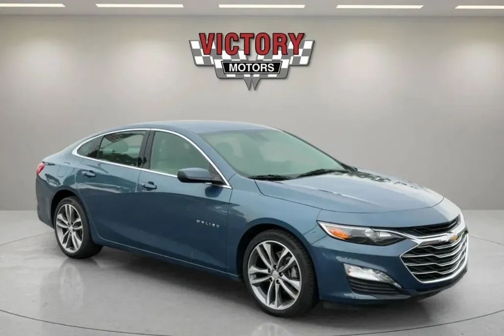 2025 Chevrolet Malibu 1LT photo 1