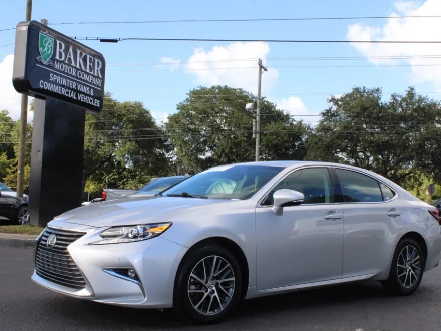2018 Lexus ES 350 photo 1