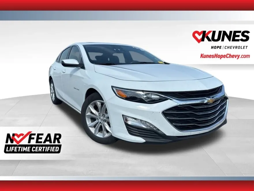 2024 Chevrolet Malibu 1LT photo 1