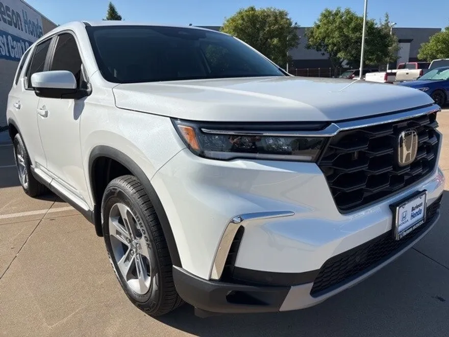 2025 Honda Pilot EX-L photo 1