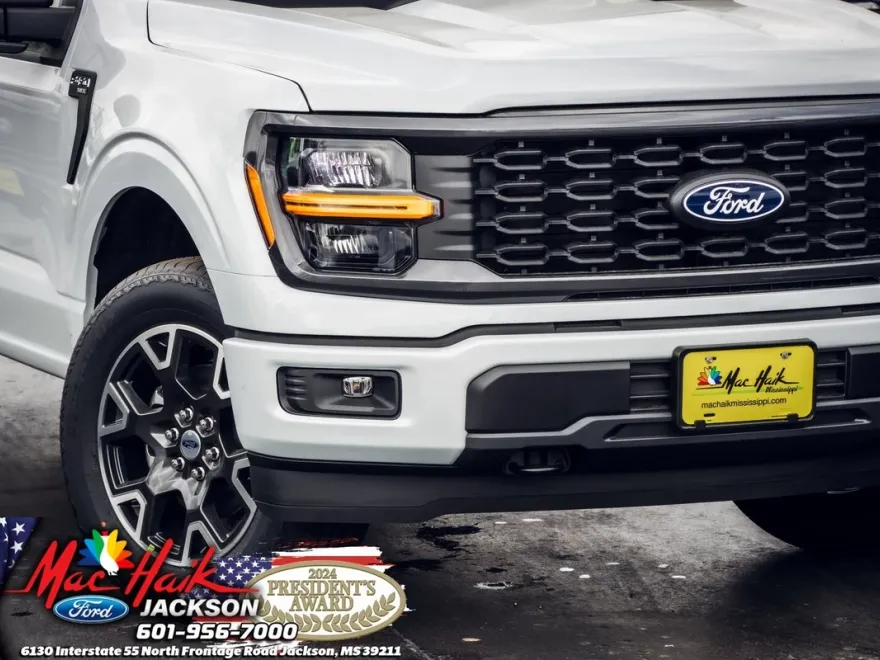 2025 Ford F-150 STX photo 1