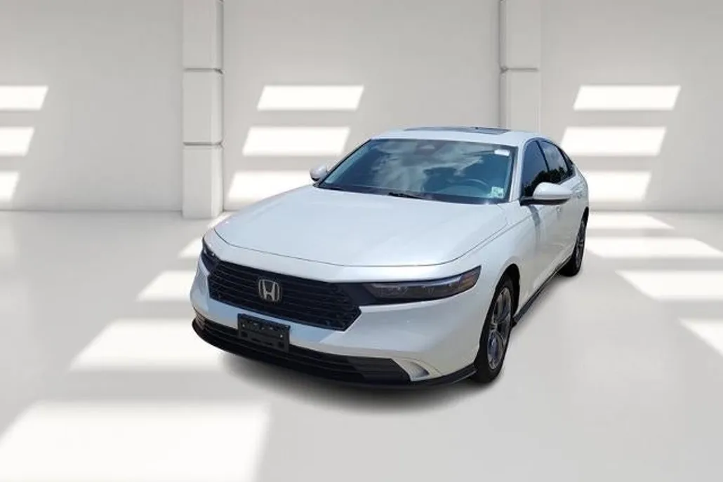 2023 Honda Accord EX photo 1