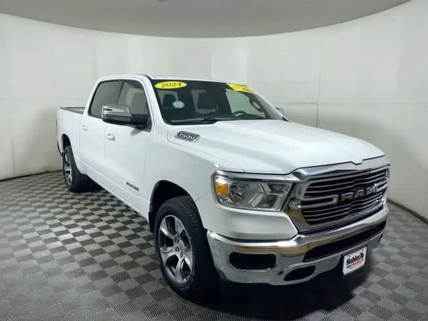 2024 Ram 1500 Laramie photo 1