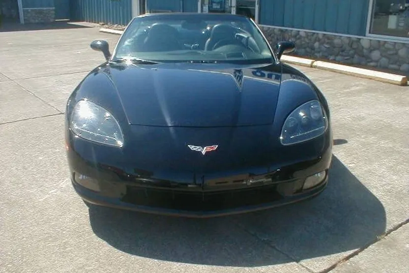 2005 Chevrolet Corvette photo 1