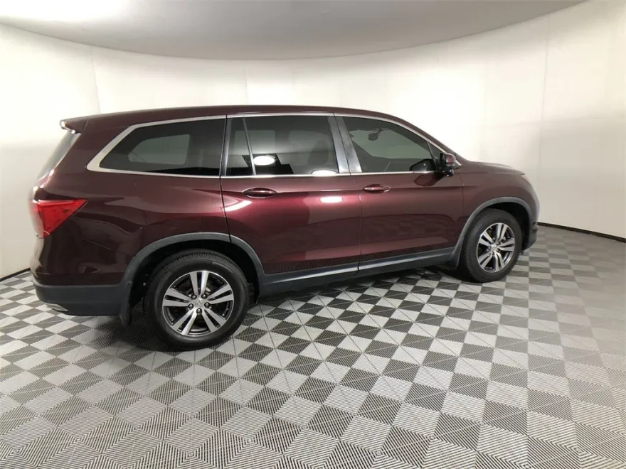 2016 Honda Pilot EX-L photo 1