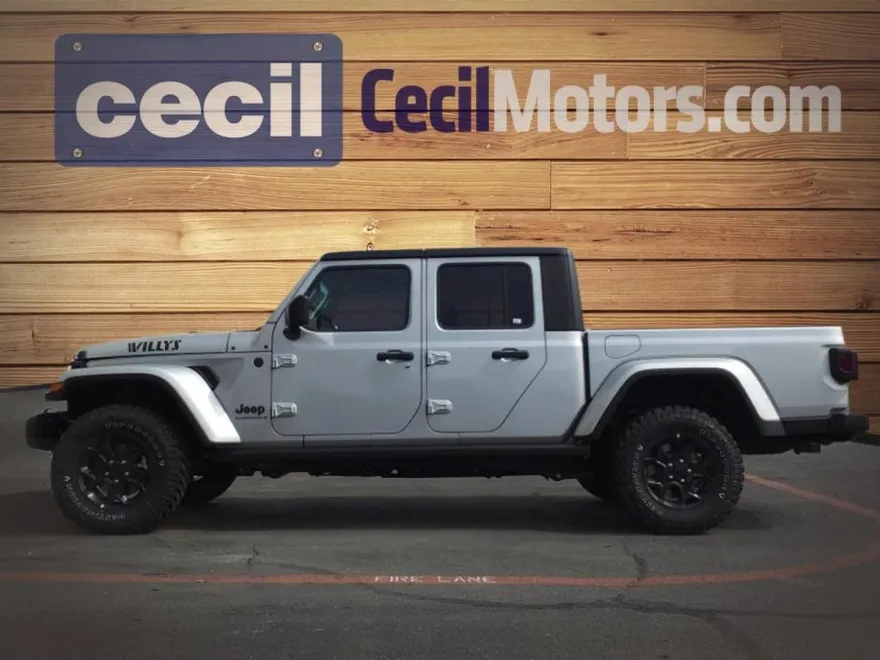 2023 Jeep Gladiator Willys photo 1