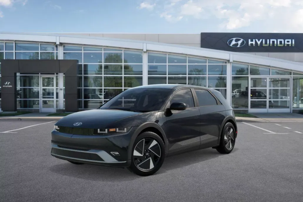 2025 Hyundai Ioniq 5 SE photo 1