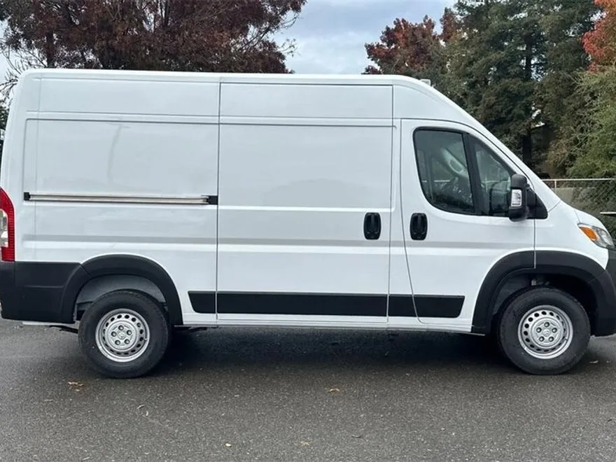 2025 Ram ProMaster 2500 Cargo Van photo 1