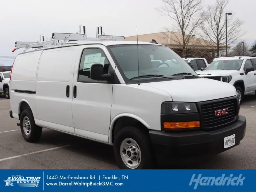 2025 Gmc Savana Cargo 2500 photo 1