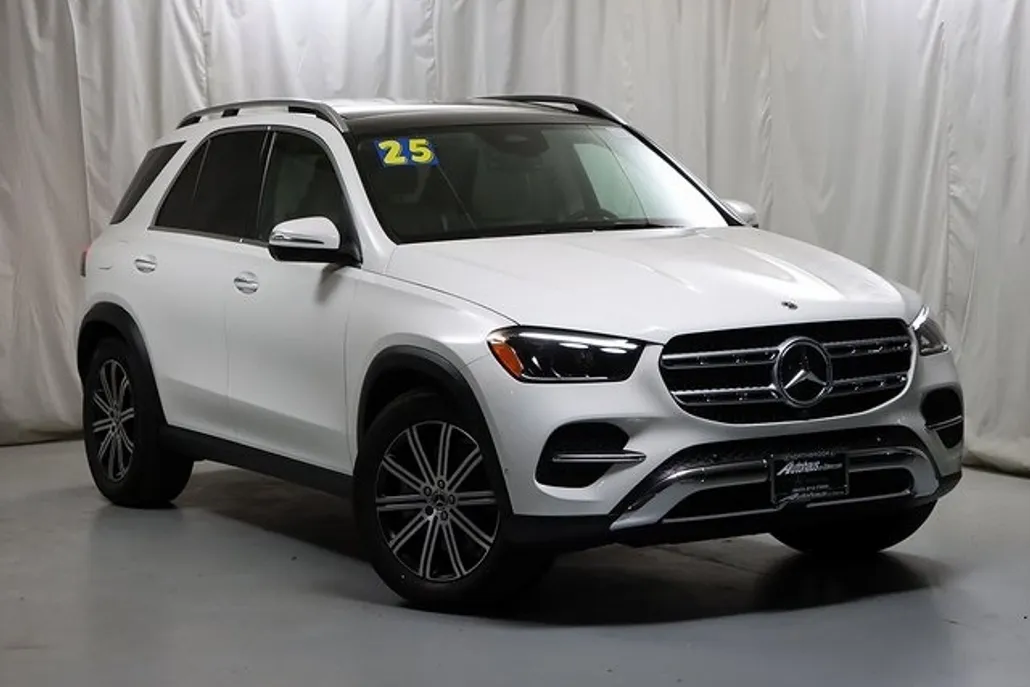 2025 Mercedes Benz GLE 450 4MATIC photo 1
