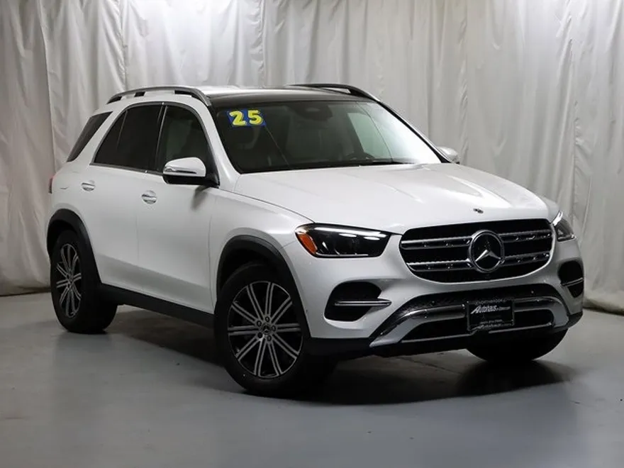 2025 Mercedes Benz GLE 450 4MATIC photo 1