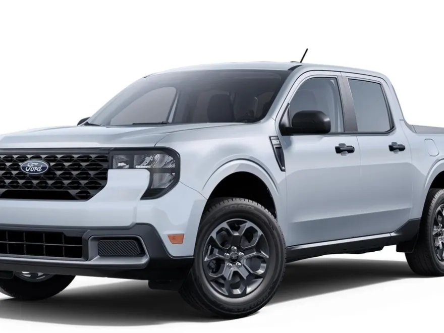 2025 Ford Maverick XLT photo 1