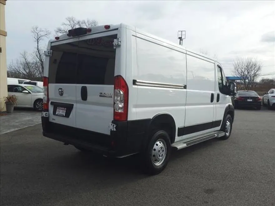 2023 Ram 2500 photo 1