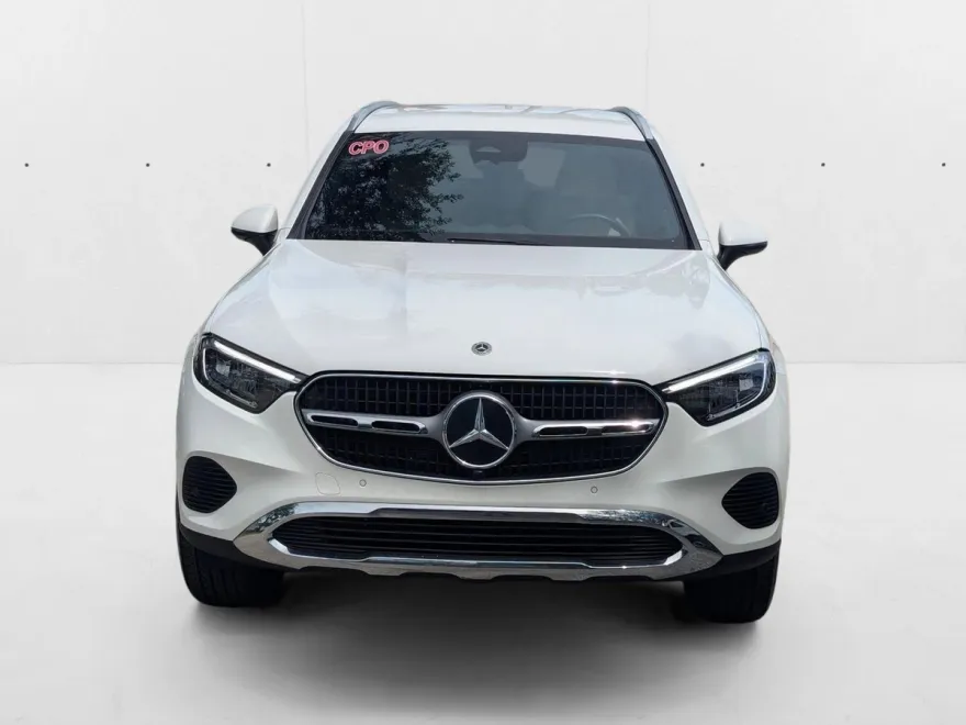 2025 Mercedes Benz GLC 300 4MATIC photo 1
