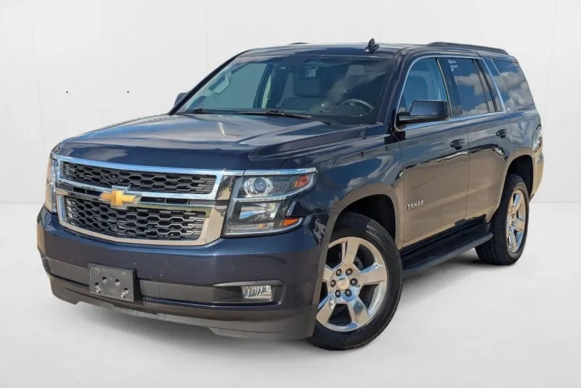 2017 Chevrolet Tahoe LT photo 1