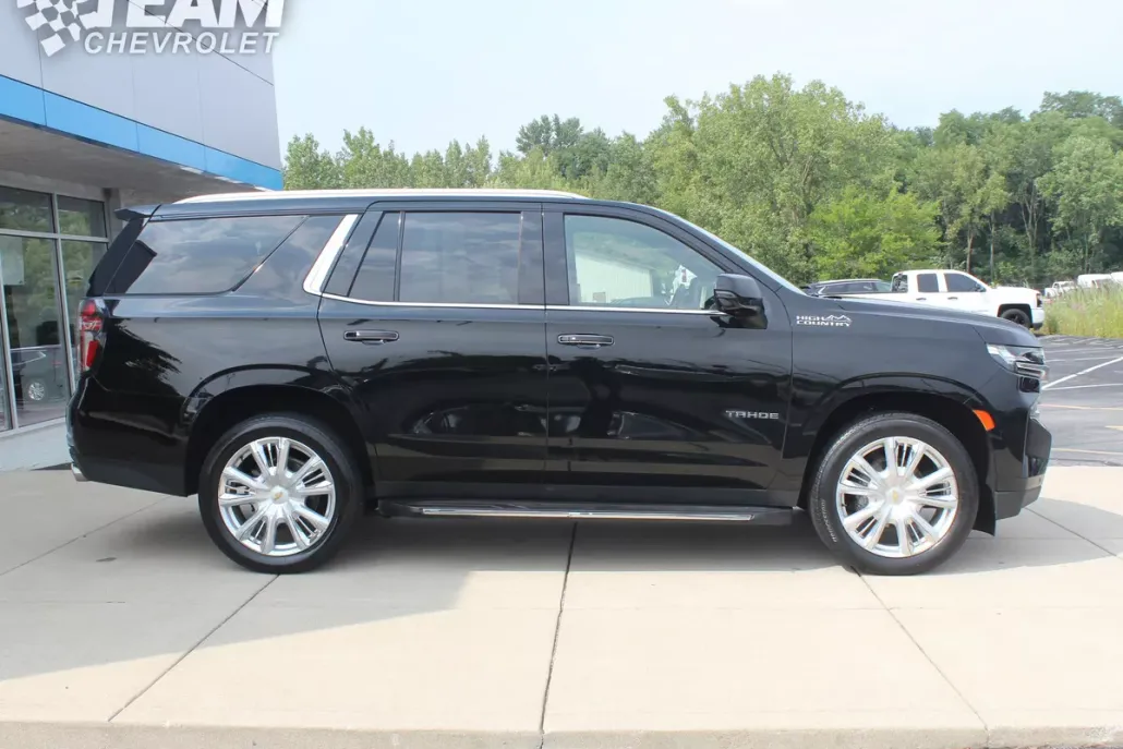 2023 Chevrolet Tahoe High Country photo 1