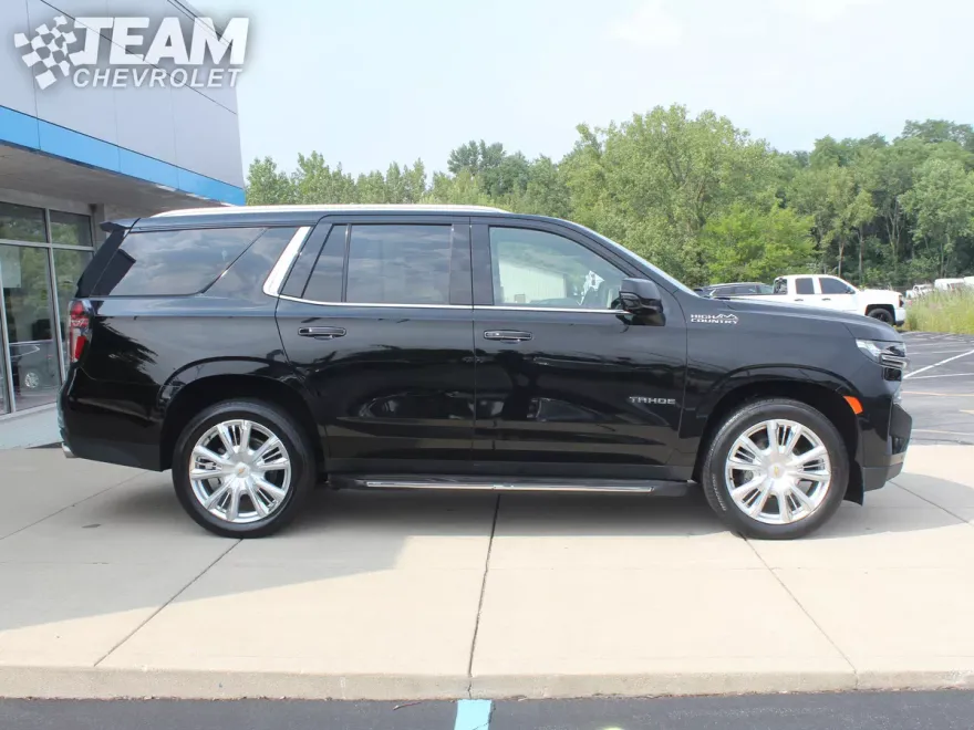 2023 Chevrolet Tahoe High Country photo 1