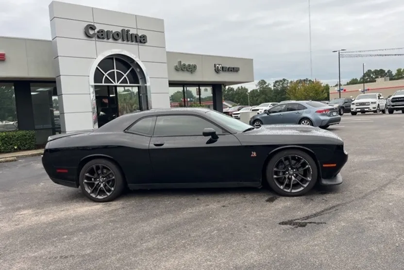 2021 Dodge Challenger R/T Scat Pack photo 1
