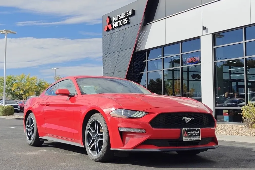 2023 Ford Mustang EcoBoost Premium photo 1