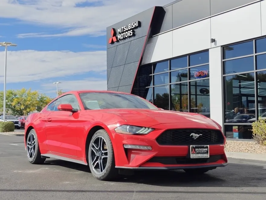 2023 Ford Mustang EcoBoost Premium photo 1