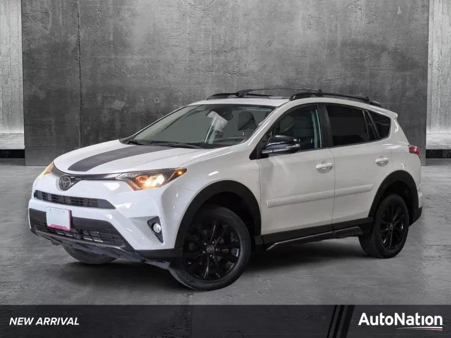 2018 Toyota RAV4 Adventure photo 1