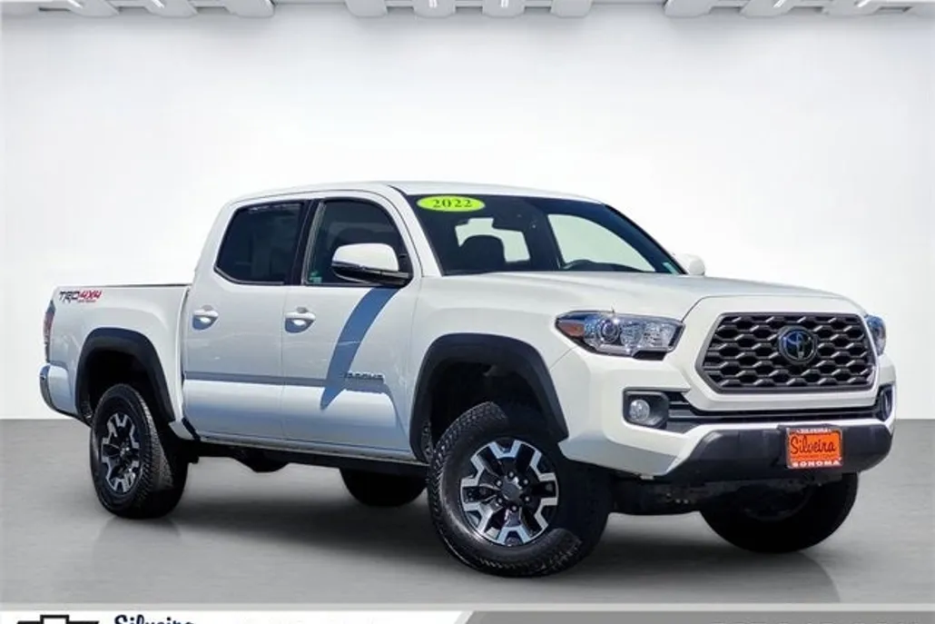2022 Toyota Tacoma TRD Off-Road photo 1