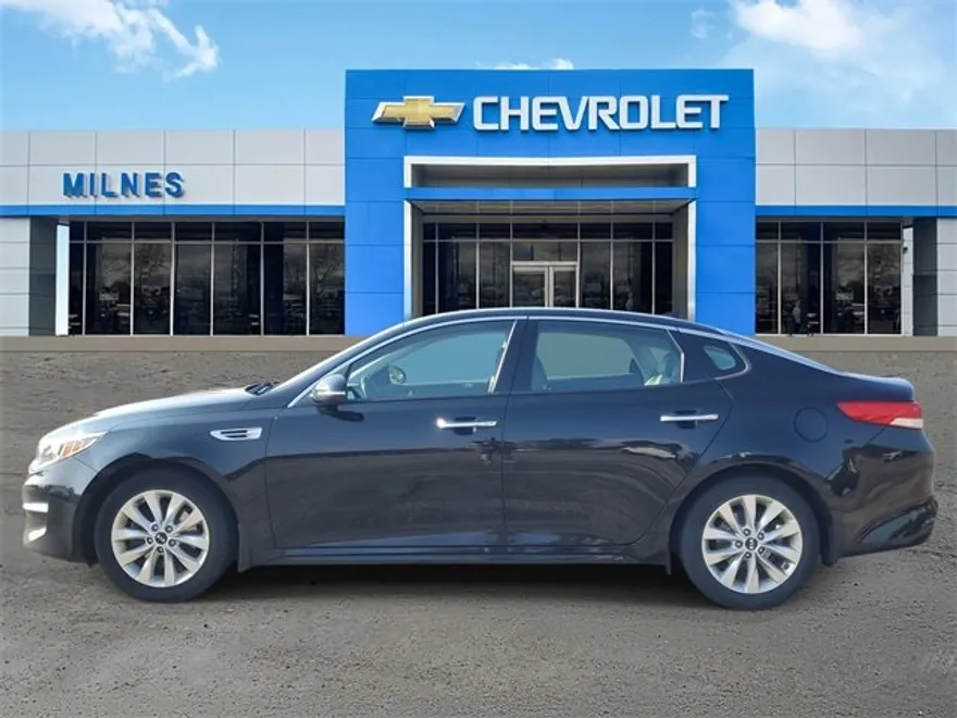 2018 Kia Optima EX photo 1